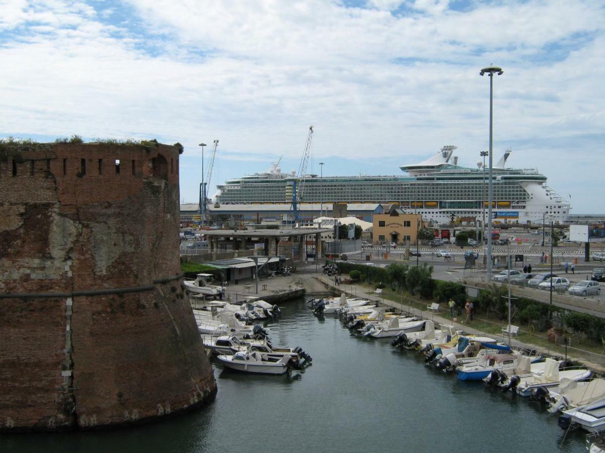 Hotel Houston Livorno - Struttura Esclusivamente Turistica - Not For Business Or Workers Exterior photo