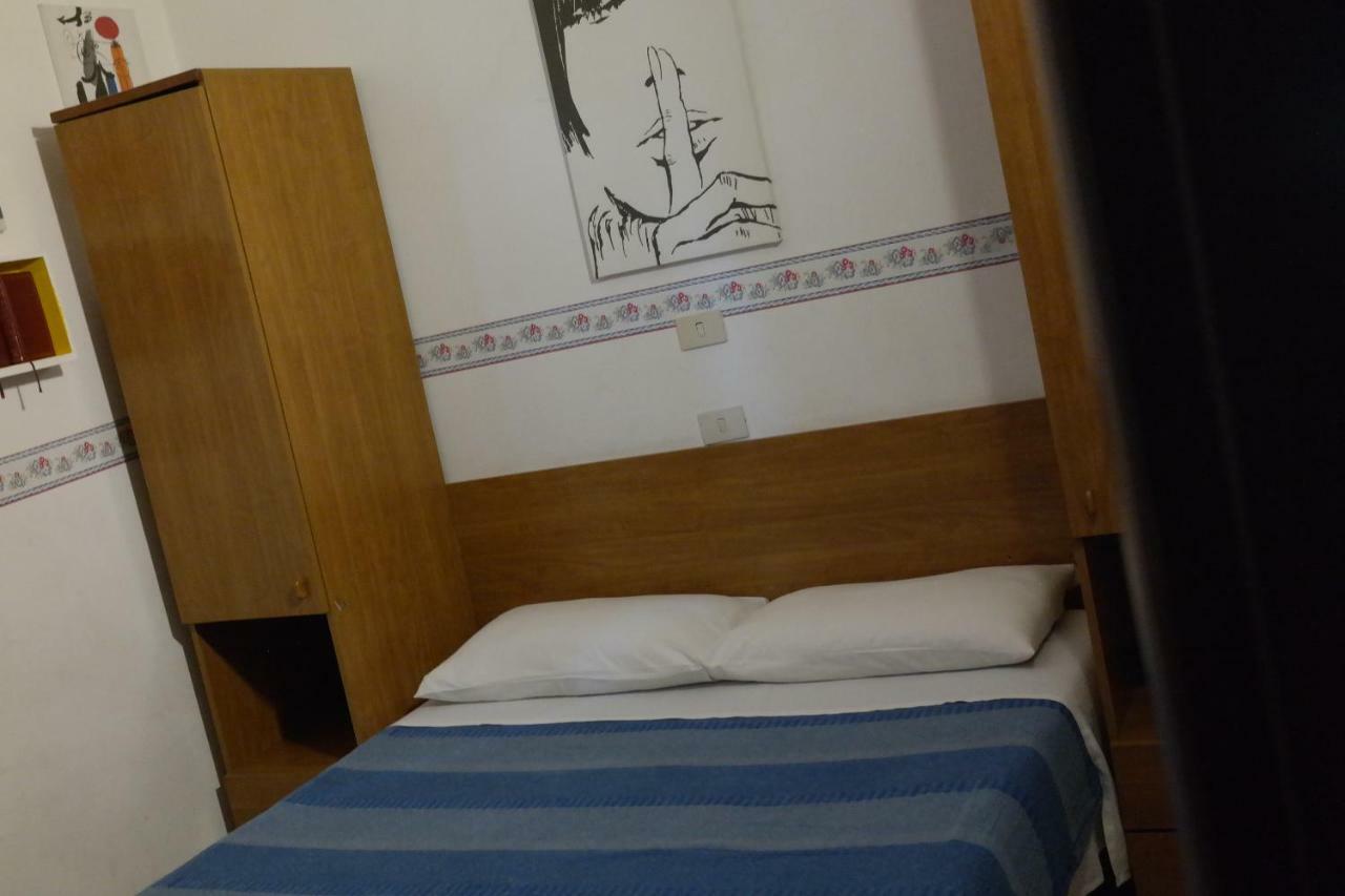 Hotel Houston Livorno - Struttura Esclusivamente Turistica - Not For Business Or Workers Exterior photo